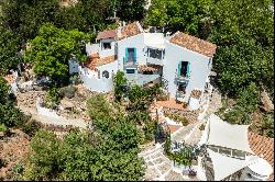 CORTIJO LA PERRINDA, an enchanting refuge in the mountains of Frigiliana, Andalusia