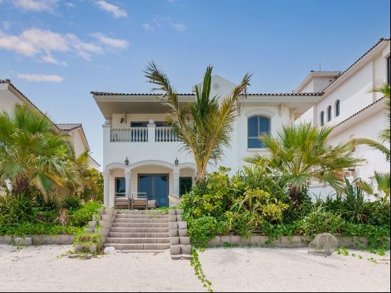 Exclusively Listed Beachfront Villa on the Palm Jumeirah