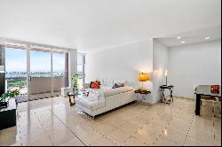 5757 Collins Ave PH-3