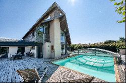 LARGE CONTEMPORARY VILLA 500 M FROM PLATIN BEACH, SAINT-PALAIS-SUR-MER