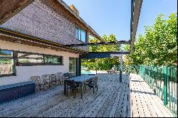 LARGE CONTEMPORARY VILLA 500 M FROM PLATIN BEACH, SAINT-PALAIS-SUR-MER