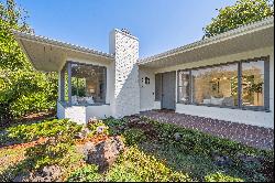 Charming Mid-Century Gem in Berkeley Hills