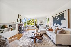 Charming Mid-Century Gem in Berkeley Hills