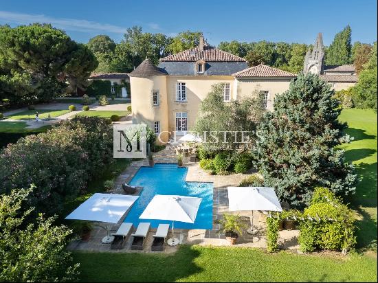 An absolutely spectacular 16th Century chateau nestled near Bordeaux