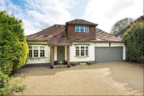 St. Leonards Road, Claygate, Esher, Surrey, KT10 0EL