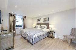 Vicarage Gate, London, W8 4HH