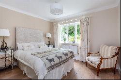 Henley Road, Marlow, Buckinghamshire, SL7 2DF