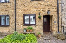 Parkland Mews, Stow on the Wold, Cheltenham, Gloucestershire, GL54 1BA