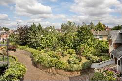 Warberry Park Gardens, Tunbridge Wells, Kent, TN4 8GJ