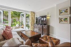 Long Walk Villas, 76A Kings Road, Windsor, Berkshire, SL4 2AH