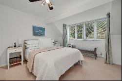 Brooklands Lane, Weybridge, Surrey, KT13 8UX