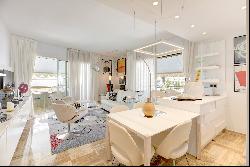 Luxury Apartment - Croisette, Cannes: Panoramic Sea Views and High-End Finishes