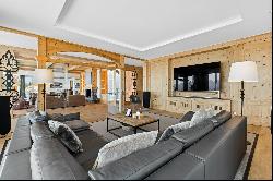 In the centre with lake view, luxurious and exceptional penthouse