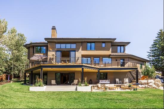 Stunning Park Meadows Remodel: Panoramic Views on Quiet Cul-de-Sac