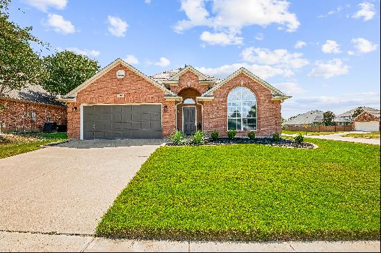 Charming Corner Lot Home in Keller ISD with Covered Patio and Modern Updates