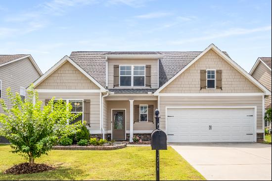 Pristine Home with an Open Floor Plan