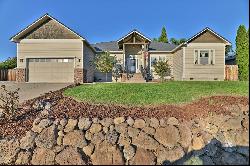 587 Old Waverly Way Eagle Point, OR 97524