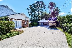 222 Brookshire Lane, Wilmington, NC 28409