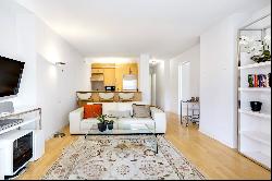 Lenox Hill Lux Furnished 1Bed/1.5 Bath Condo w/ Terrace