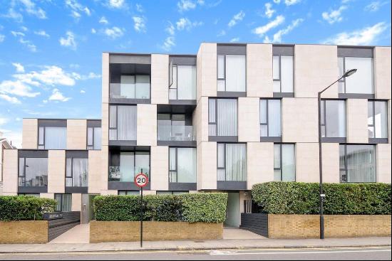 A contemporary 2 bedroom apartment to rent in NW1