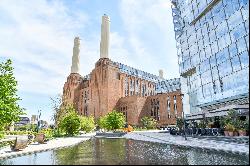 One of London’s finest penthouse apartments located in the iconic Boiler House