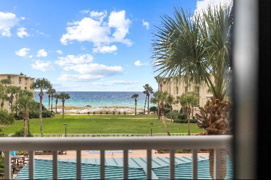 Rare Beachfront Gem In The Heart Of Destin