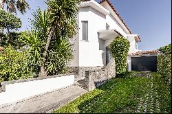 6 bedroom villa renovated with lots of character,  Birre, Cascais