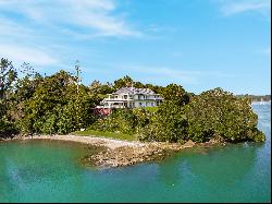 Majestic Bay of Islands Headland Estate