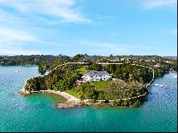 Majestic Bay of Islands Headland Estate