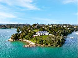 Majestic Bay of Islands Headland Estate