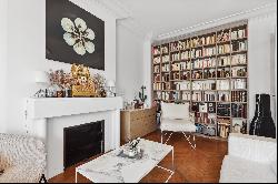 Bright, quiet apartment with open view - Paris VII.