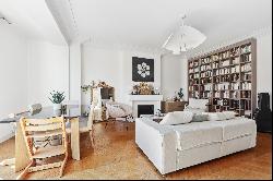 Bright, quiet apartment with open view - Paris VII.