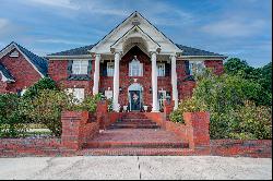 Magnificent Country Estate in a Great Rockdale County Location