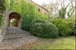 Medieval Post House exquisitely renovated on Orvieto's hills