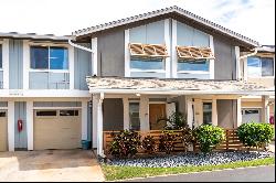 Kihei Townhouse with Garage and Yard