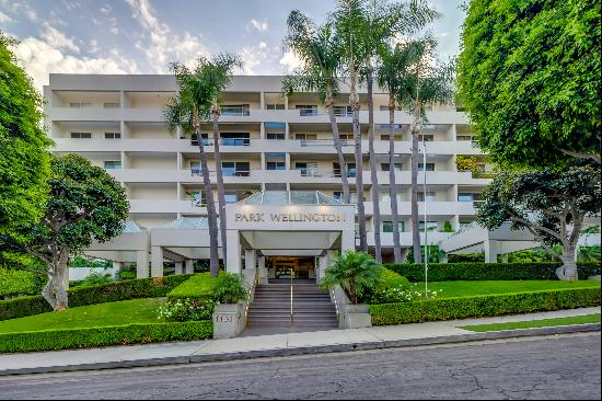 1131 Alta Loma Road #401