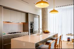 Contemporary Luxury High Rise in the Dallas Arts District 