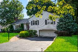 Spacious White Plains Split Level