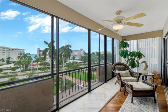 3430 Gulf Shore BLVD N, #5F, Naples, FL, 34103, USA