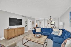 8866 N Sea Oaks Way, #203, Vero Beach, FL