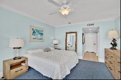 8866 N Sea Oaks Way, #203, Vero Beach, FL