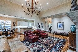 Lovely Traditional on Prestigious Caruth Boulevard