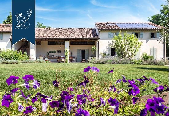 A splendid estate for sale that faithfully reflects the features of the magnificent Veneti