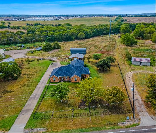 3 Acre Property Near Downtown for Residential or Commercial Use