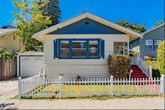 Charming Glenview Cottage