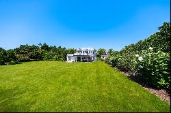 GIN LANE CARRIAGE HOUSE WITH DEEDED OCEAN ACCESS