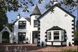 White Gables, Howgate Road, Roberton, Biggar, ML12 6RS