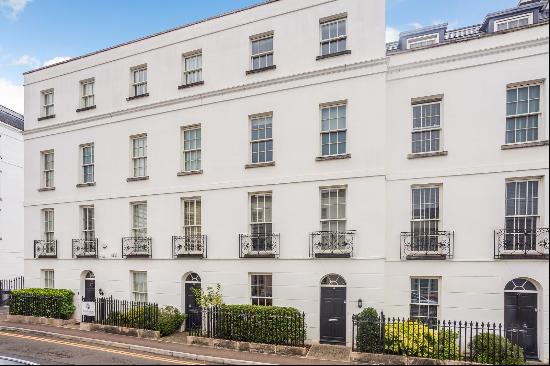 Gloucester Place, Cheltenham, Gloucestershire, GL52 2RN