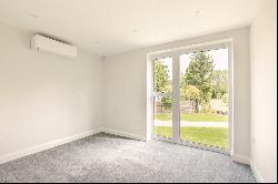 Almoners Avenue, Cambridge, Cambridgeshire, CB1 8NZ