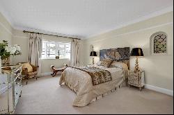 Grove Way, Esher, Surrey, KT10 8HL